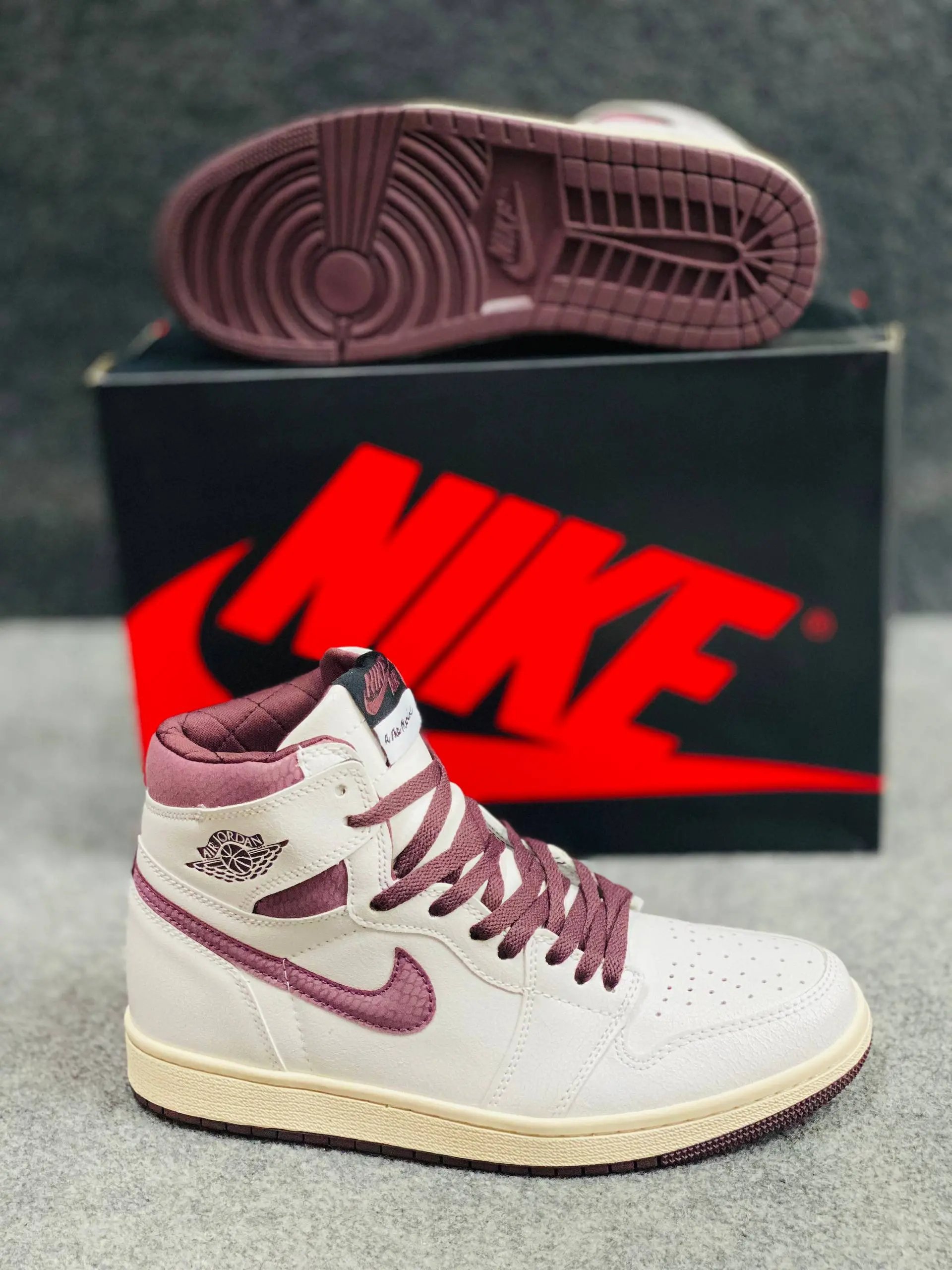 Air Jordan 1 High OG x A Ma Maniére "Airness"