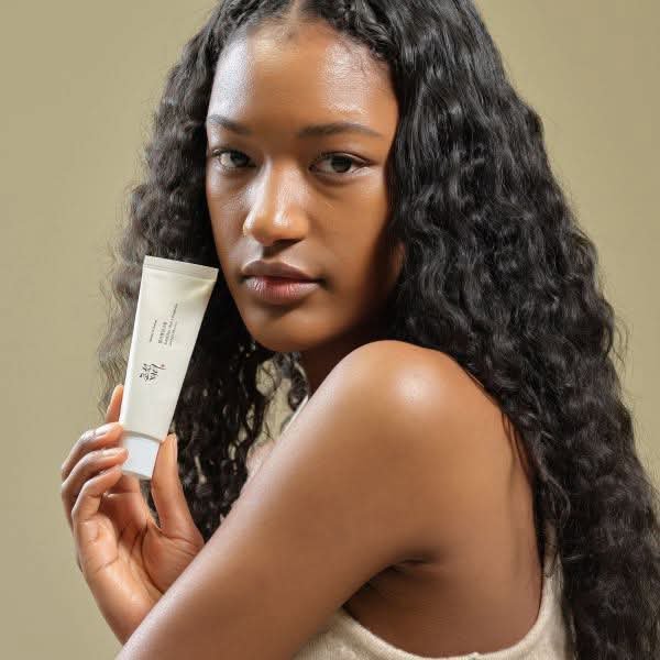 BEAUTY of Josean Relief Sun: Rice + Probiotics SPF50+ PA++++ 10ml